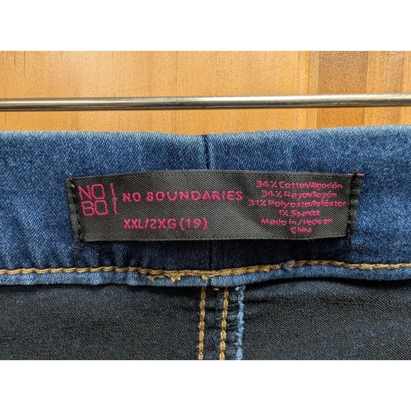 No Boundaries Women's XL Blue Denim Jeggings Leggings Pullon Spandex Stretch - Picture 3 of 7